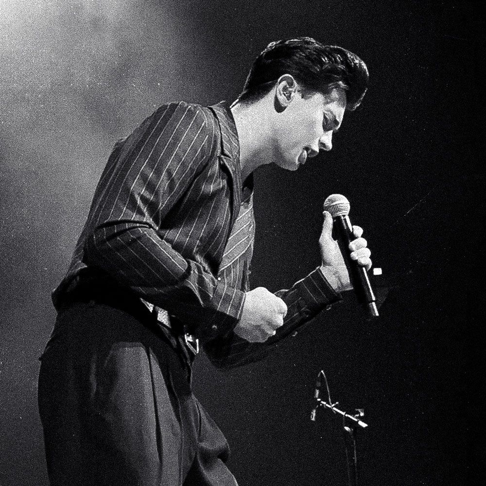 EJR_UNCHAINED_ARTWORK-opt